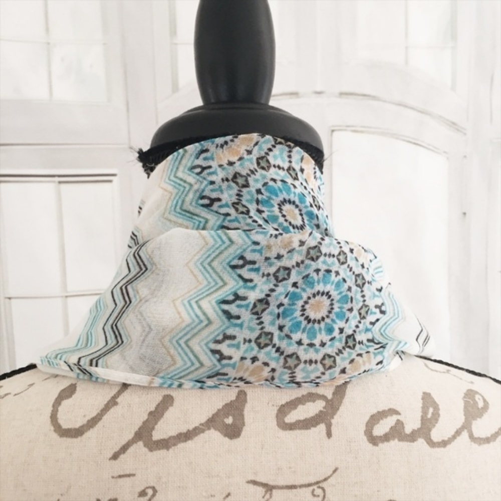 Charming Charlie Tassel Scarf White NWT Boho - Picture 4 of 5